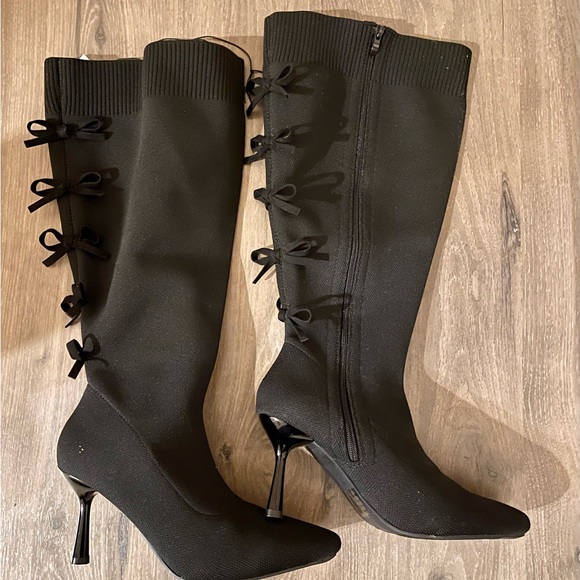 BN Torrid Black Bow Tie Stiletto Knee Boots Size 10WW - Picture 9 of 13